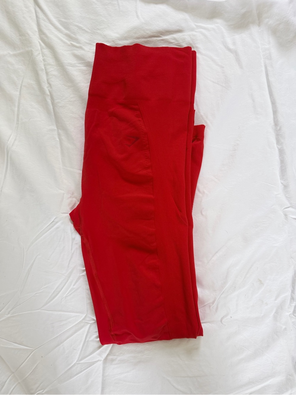 Women's Red Seamless Tank Top & Legging set - Picture 3 of 6